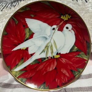 Christmas is Coming 1991 Decorative Plate with Doves and Poinsettias